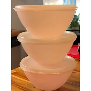 Tupperware Wonderlier Bowl Set 6pc 3 Bowls Snap Lids Stackable Pink White 800ml